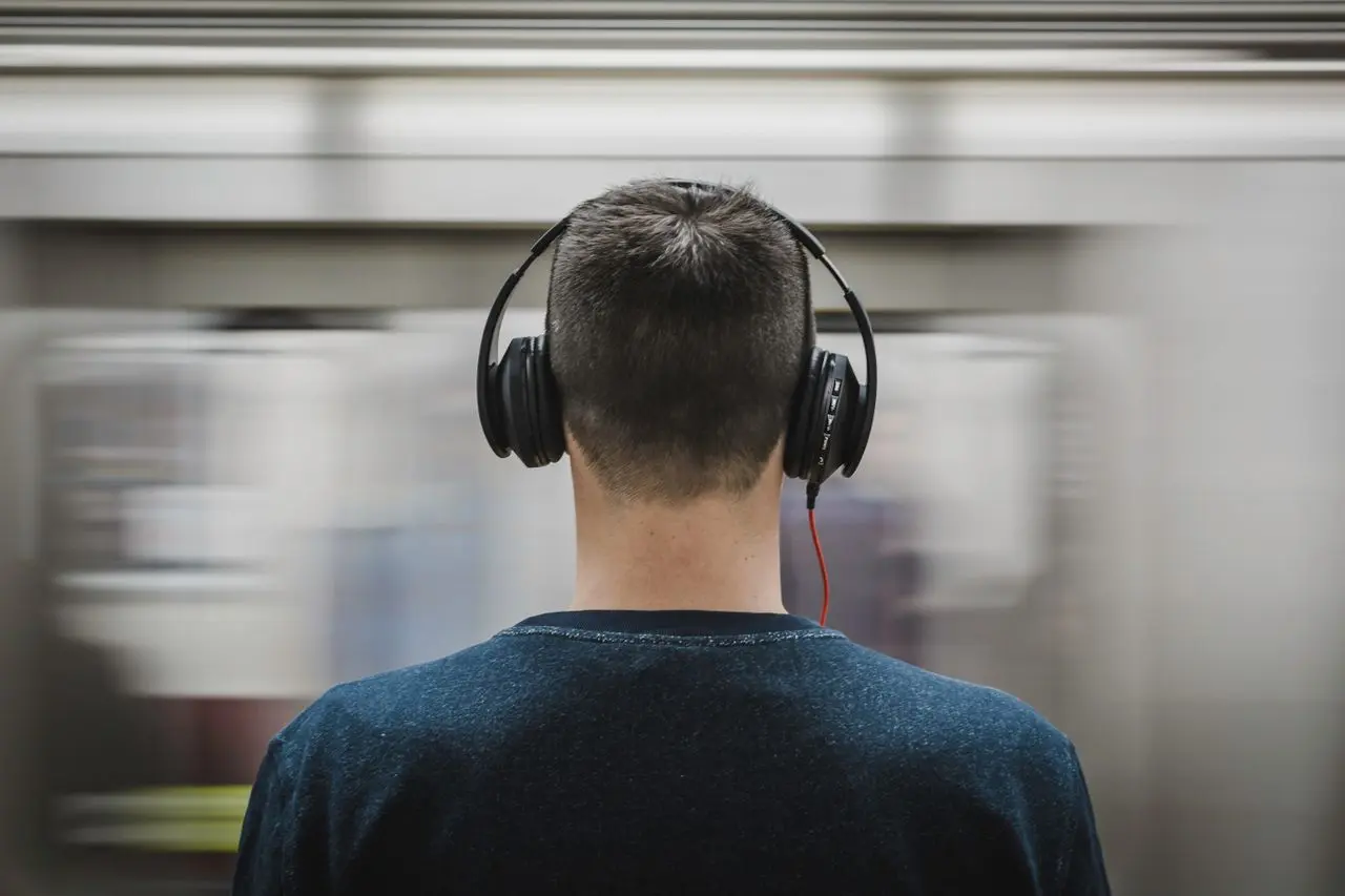 Acouphènes : quelles solutions pour retrouver le calme ?